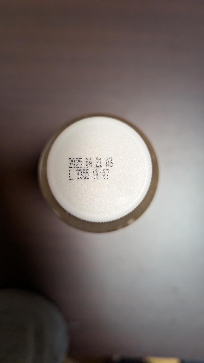 上から撮ったHuelボトルドリンク